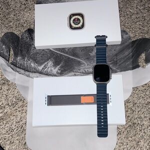 Apple watch ultra series 3, barely used